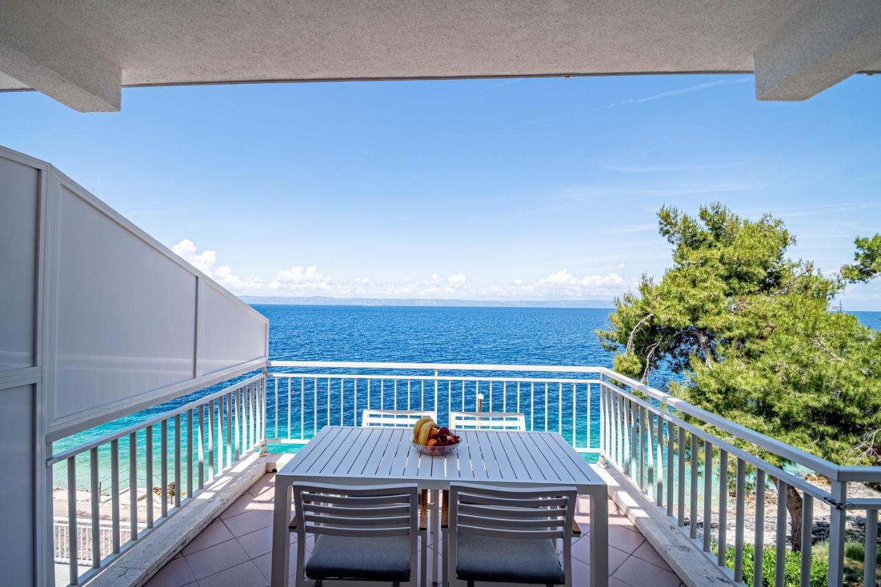 Beachfront Villa Tempera With Seaview Blato  Экстерьер фото